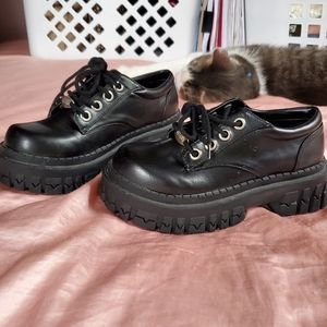 Delia's Teen Craft Oxford Shoes